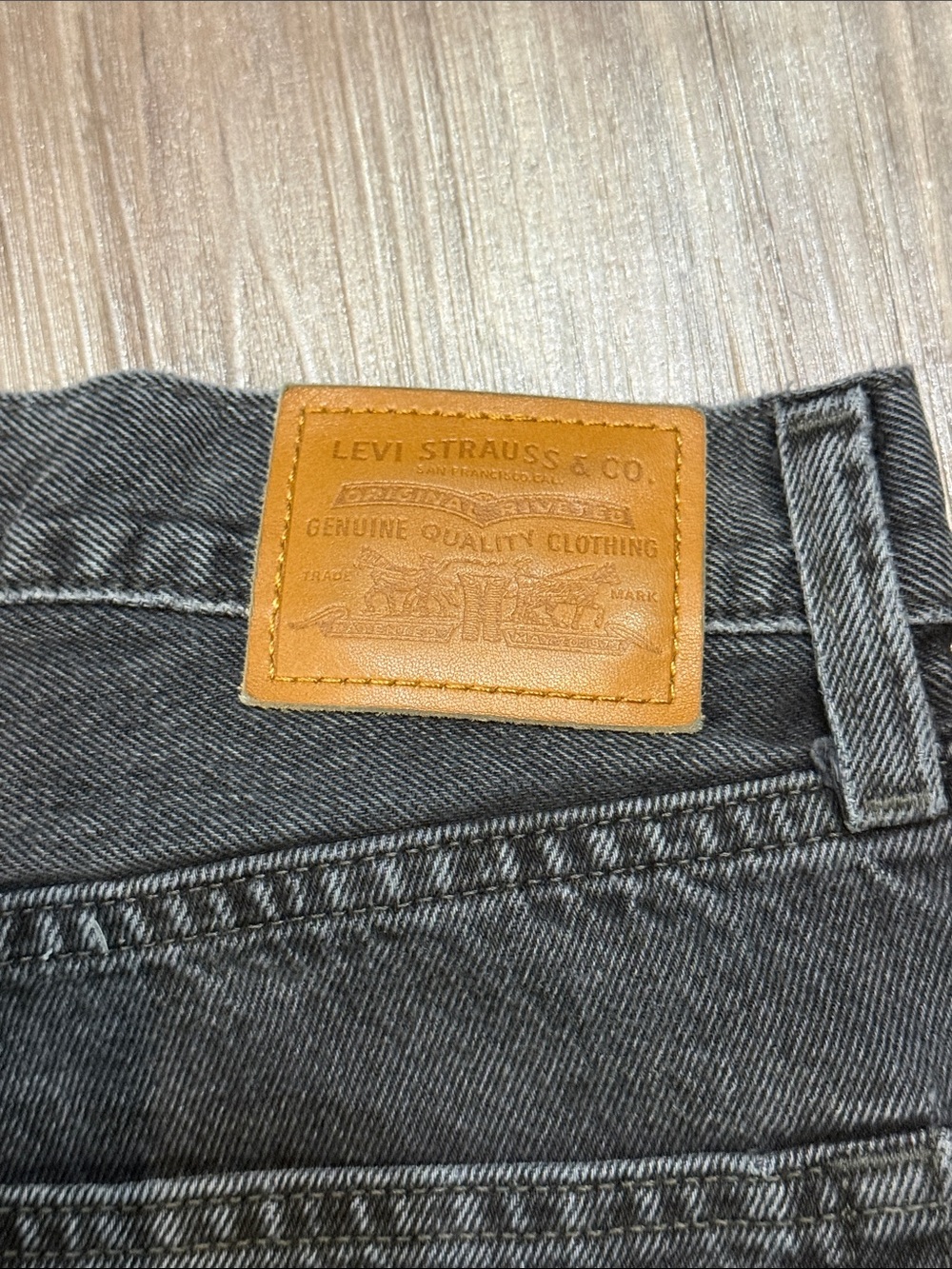 Levi’s Premium Baggy Dad Jeans 26 Boot Barn Black Big E $128 - Picture 7 of 12